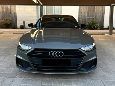 2023 اودي اي 7 55 تي اف اس اي