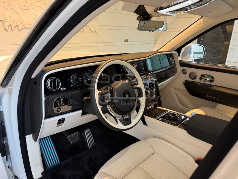 2025 Rolls-Royce Cullinan Black Badge