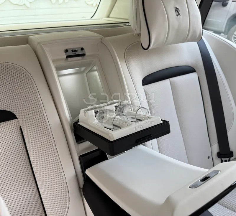 2025 Rolls-Royce Cullinan Black Badge