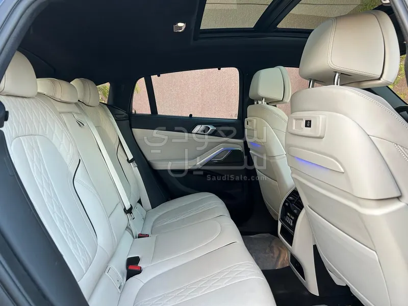 2023 بي ام دبليو الفئة اكس 6 إم 50 أي