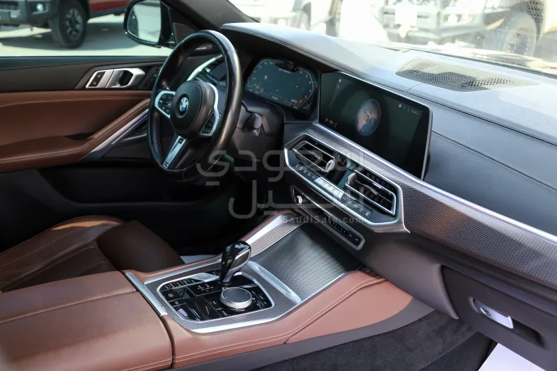 2020 بي ام دبليو الفئة اكس 6 إم 50 أي