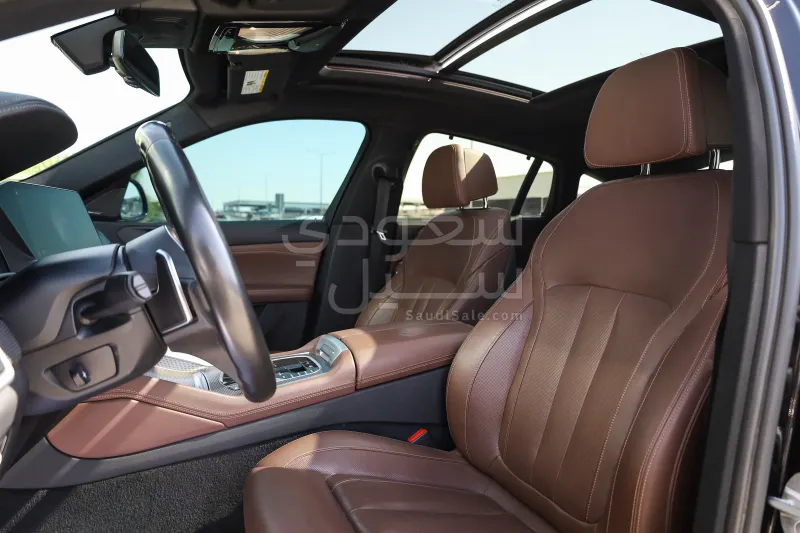 2020 بي ام دبليو الفئة اكس 6 إم 50 أي