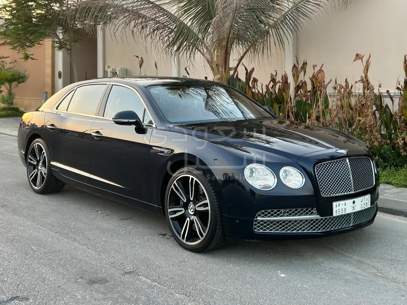 2015 بنتلي كونتيننتل فلاينج سبير