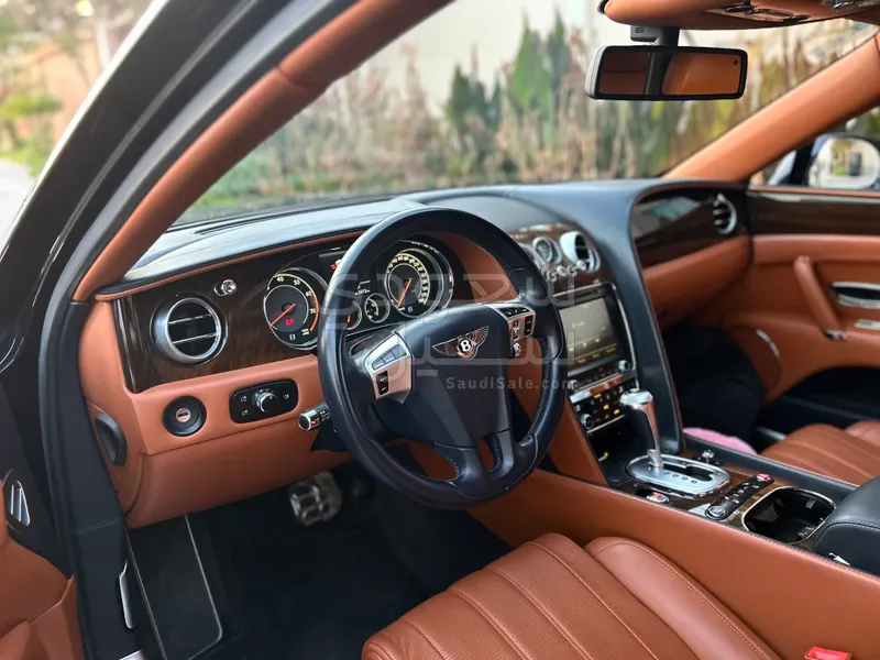 2015 بنتلي كونتيننتل فلاينج سبير