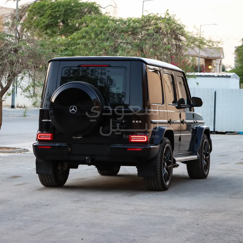 2021 مرسيدس - بنز جي 500 أي إم جي