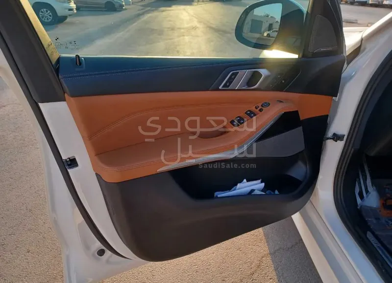 2019 بي ام دبليو الفئة اكس 5