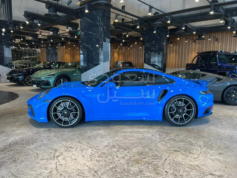 2023 بورش 911 كاريرا اس