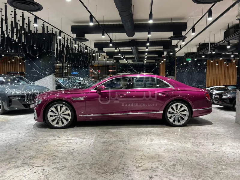 2021 بنتلي كونتيننتل فلاينج سبير