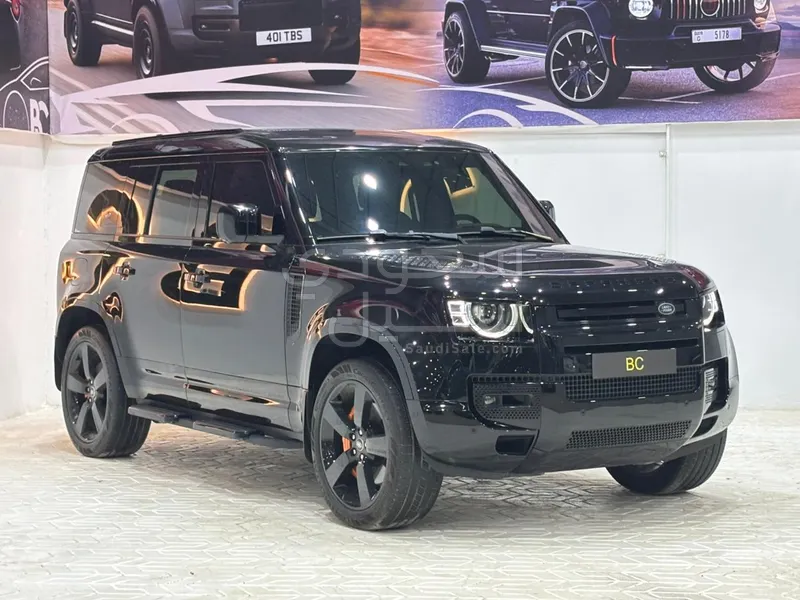 2024 لاند روفر ديفيندر اتش اس اي