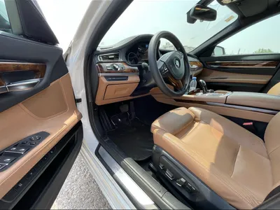 2014 بي ام دبليو الفئة السابعة 740 إل أي