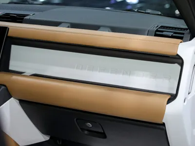 2026 لاند روفر ديفيندر اس اي