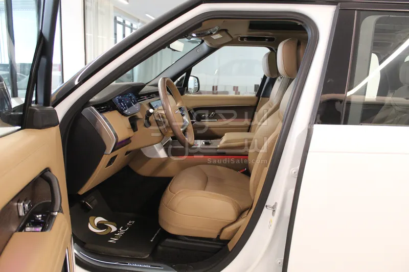 2025 لاند روفر رينج روفر اوتوبيوغرافي