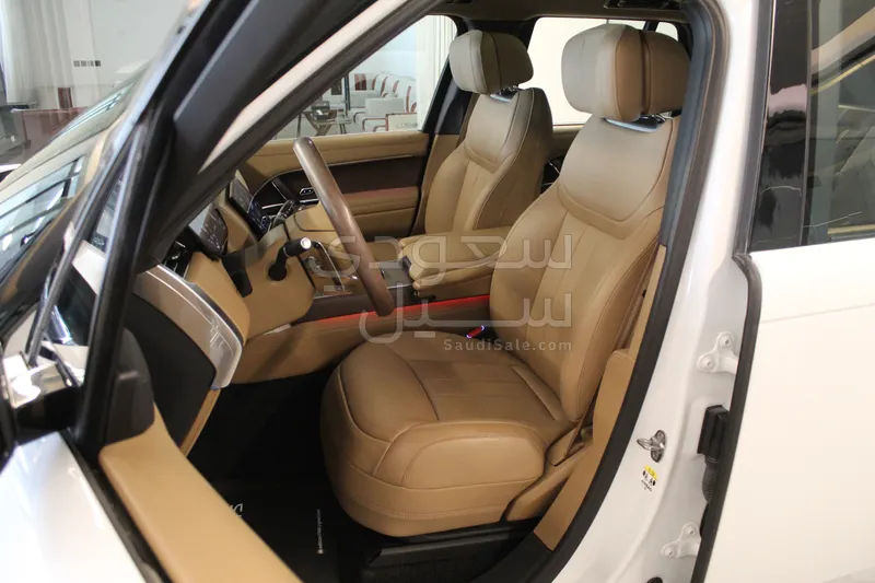 2025 لاند روفر رينج روفر اوتوبيوغرافي