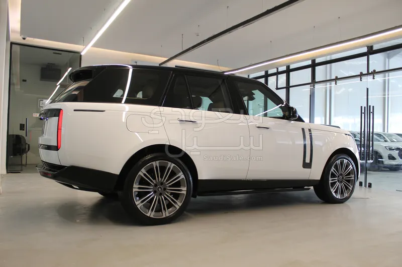 2025 لاند روفر رينج روفر اوتوبيوغرافي
