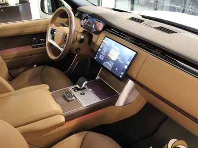 2025 لاند روفر رينج روفر اوتوبيوغرافي