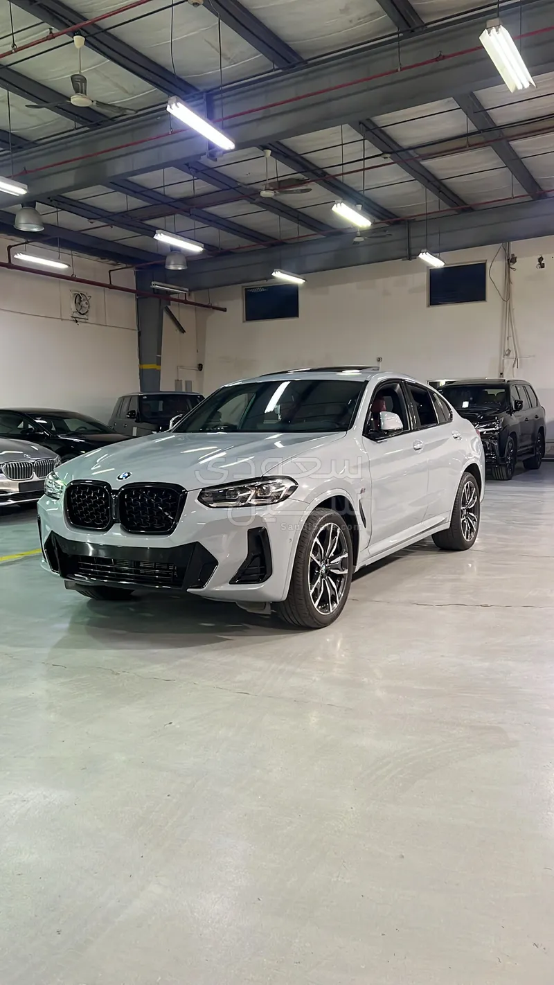 2024 بي ام دبليو الفئة اكس 4 ام كت