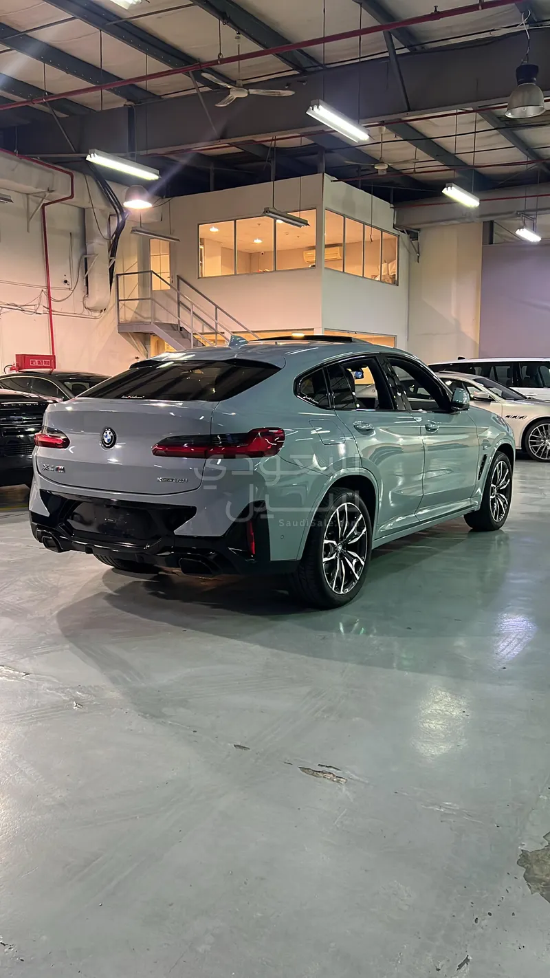 2024 بي ام دبليو الفئة اكس 4 ام كت