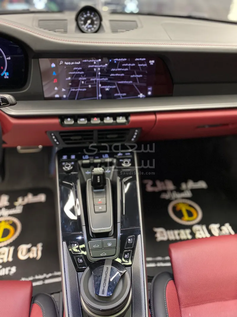 2025 بورش 911 كاريرا