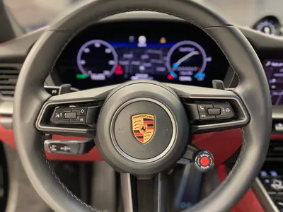 2025 بورش 911 كاريرا