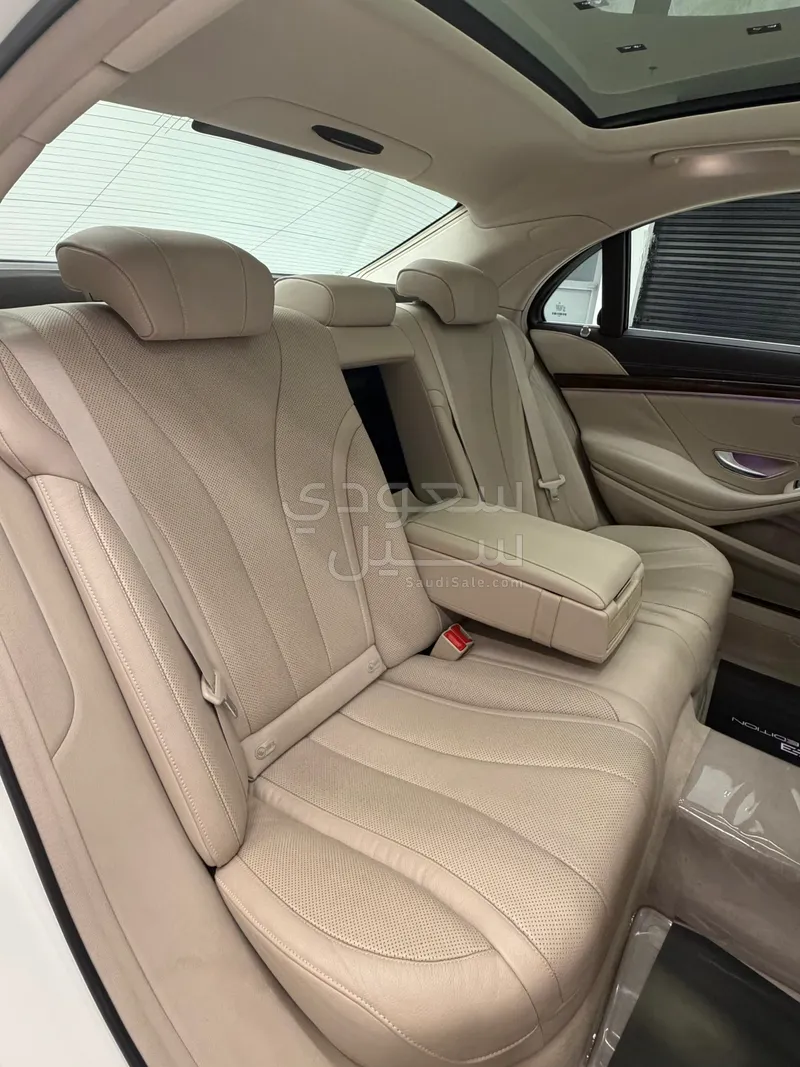 2015 مرسيدس - بنز إس 400