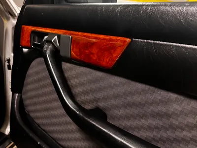 1989 مرسيدس - بنز إس إي 300