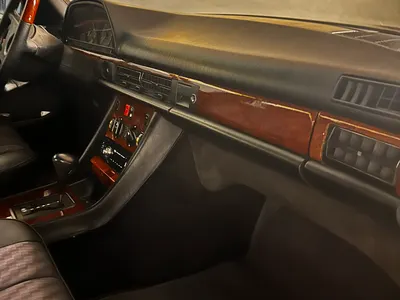 1989 مرسيدس - بنز إس إي 300