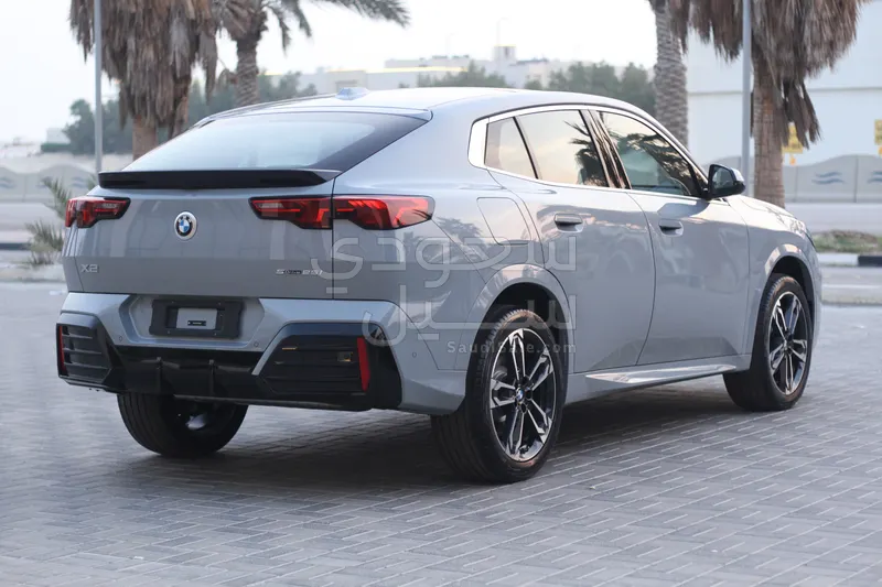 2026 بي ام دبليو الفئة اكس 2