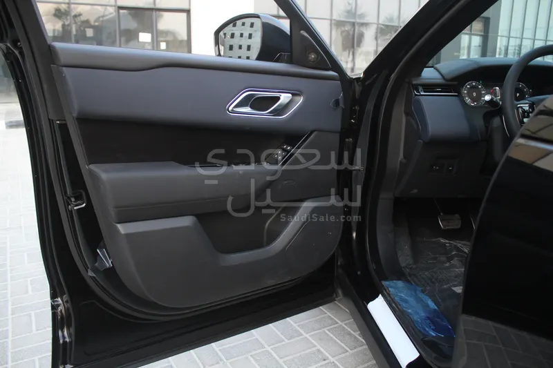 2026 لاند روفر رينج روفر فيلار اس اي