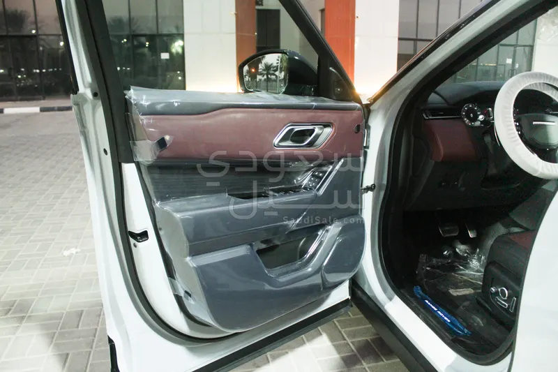 2026 لاند روفر رينج روفر فيلار اديشن ون