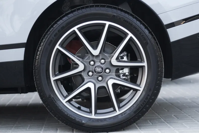 2026 لاند روفر رينج روفر فيلار اديشن ون