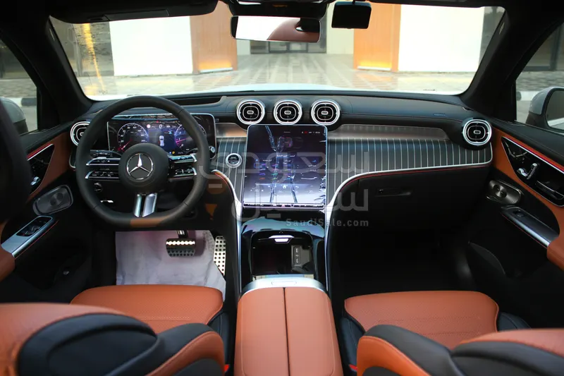 2025 مرسيدس - بنز جي إل سي 300