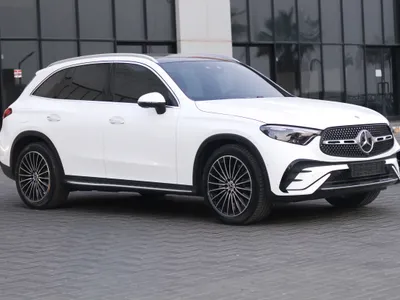 2025 مرسيدس - بنز جي إل سي 300