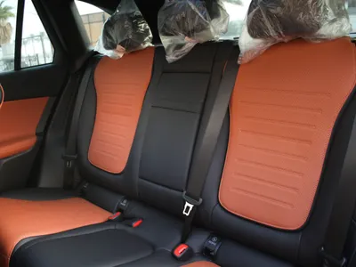 2025 مرسيدس - بنز جي إل سي 300