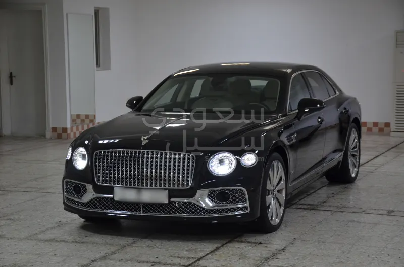 2022 بنتلي كونتيننتل فلاينج سبير دابليو 12
