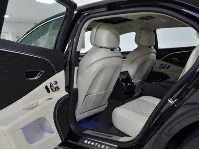 2022 بنتلي كونتيننتل فلاينج سبير دابليو 12