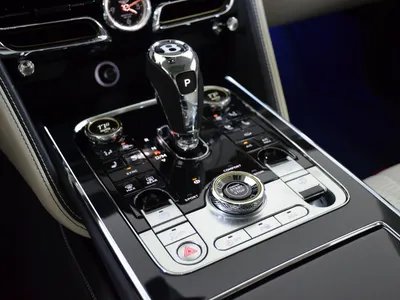 2022 بنتلي كونتيننتل فلاينج سبير دابليو 12