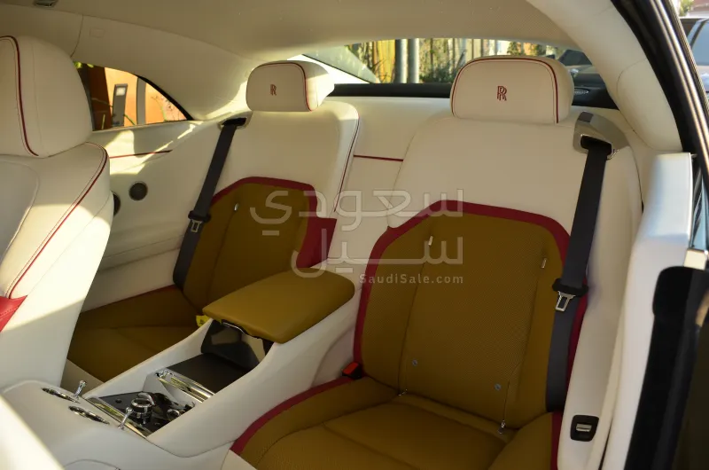 2024 رولز رويس سبيكتر