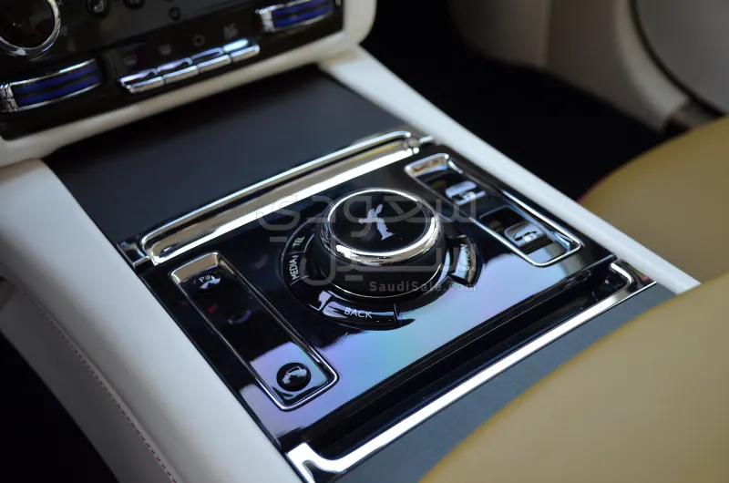 2024 رولز رويس سبيكتر