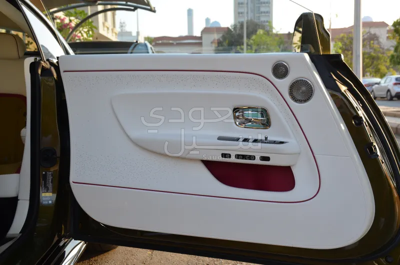 2024 رولز رويس سبيكتر