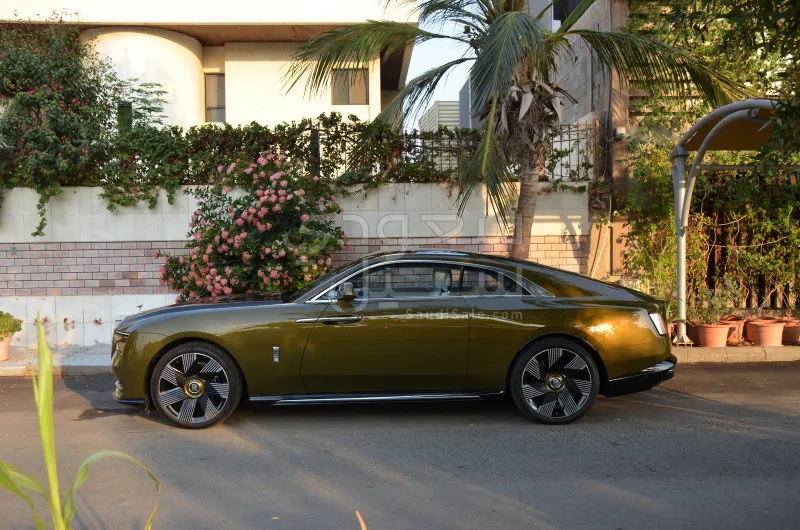 2024 رولز رويس سبيكتر