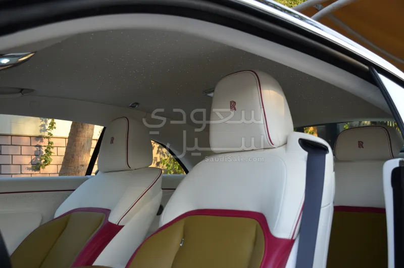 2024 رولز رويس سبيكتر