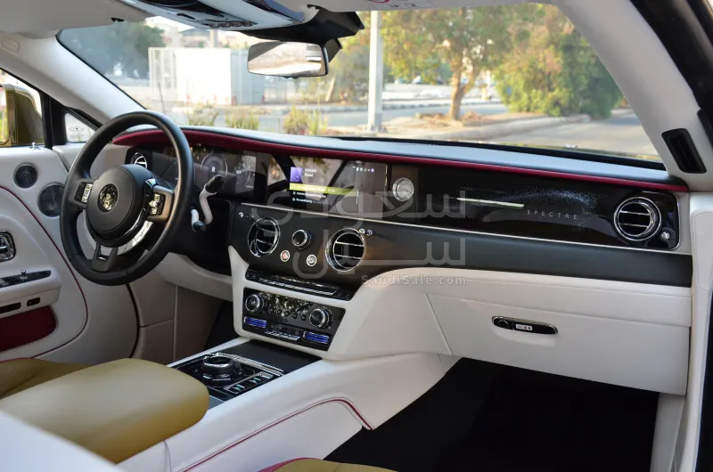 2024 رولز رويس سبيكتر