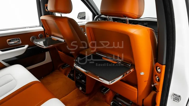 2020 رولز رويس كولينان بلاك بادج