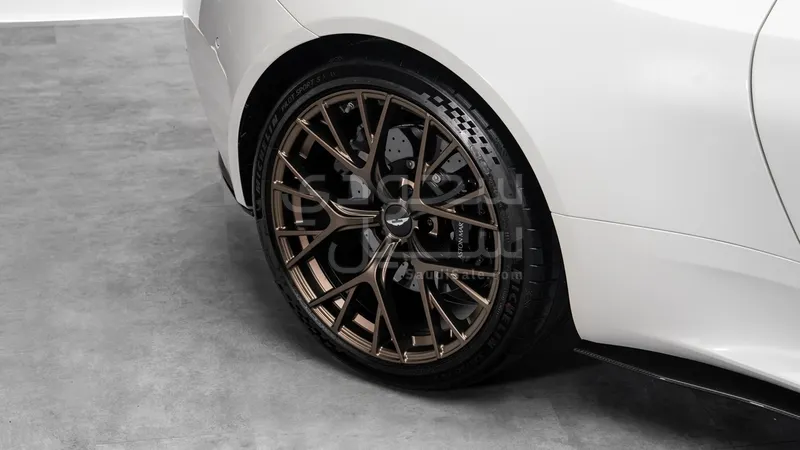 2024 استون مارتن دي بي 12