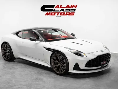 2024 استون مارتن دي بي 12