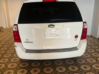 2009 كيا كارنفال