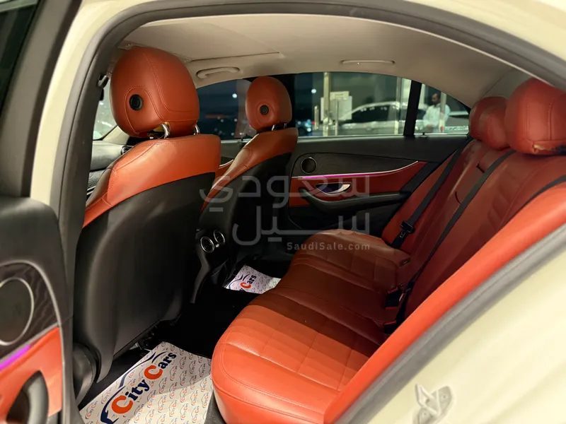 2017 مرسيدس - بنز إي 63 أي إم جي