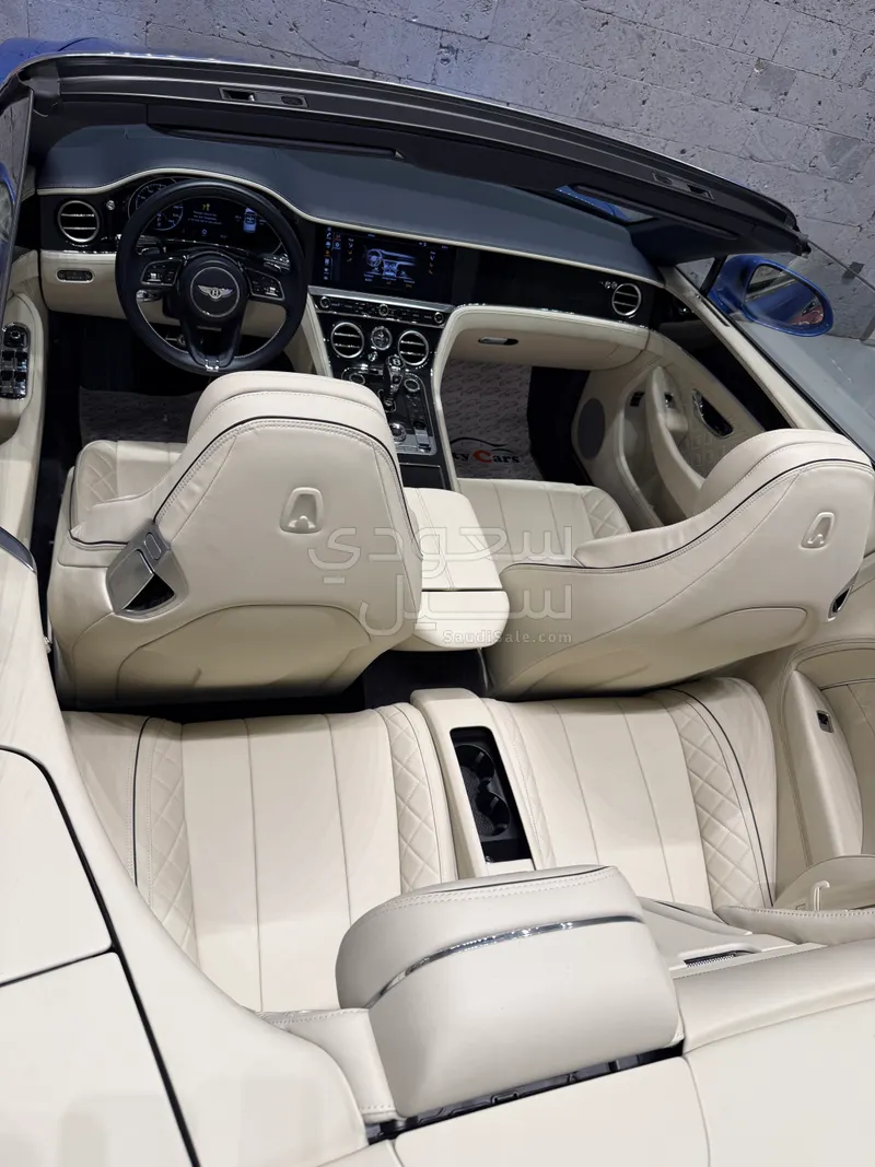 2021 بنتلي كونتيننتل جي تي