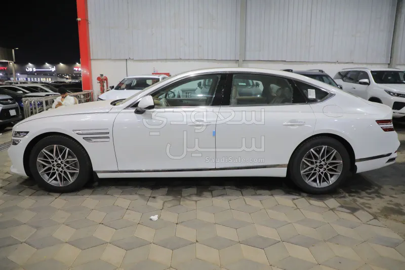 2026 جينيسيس جي 80