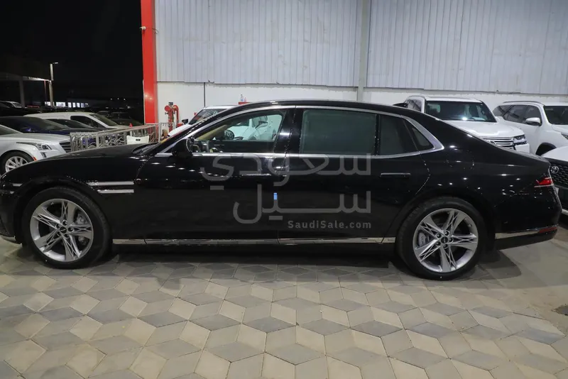 2025 جينيسيس جي 90